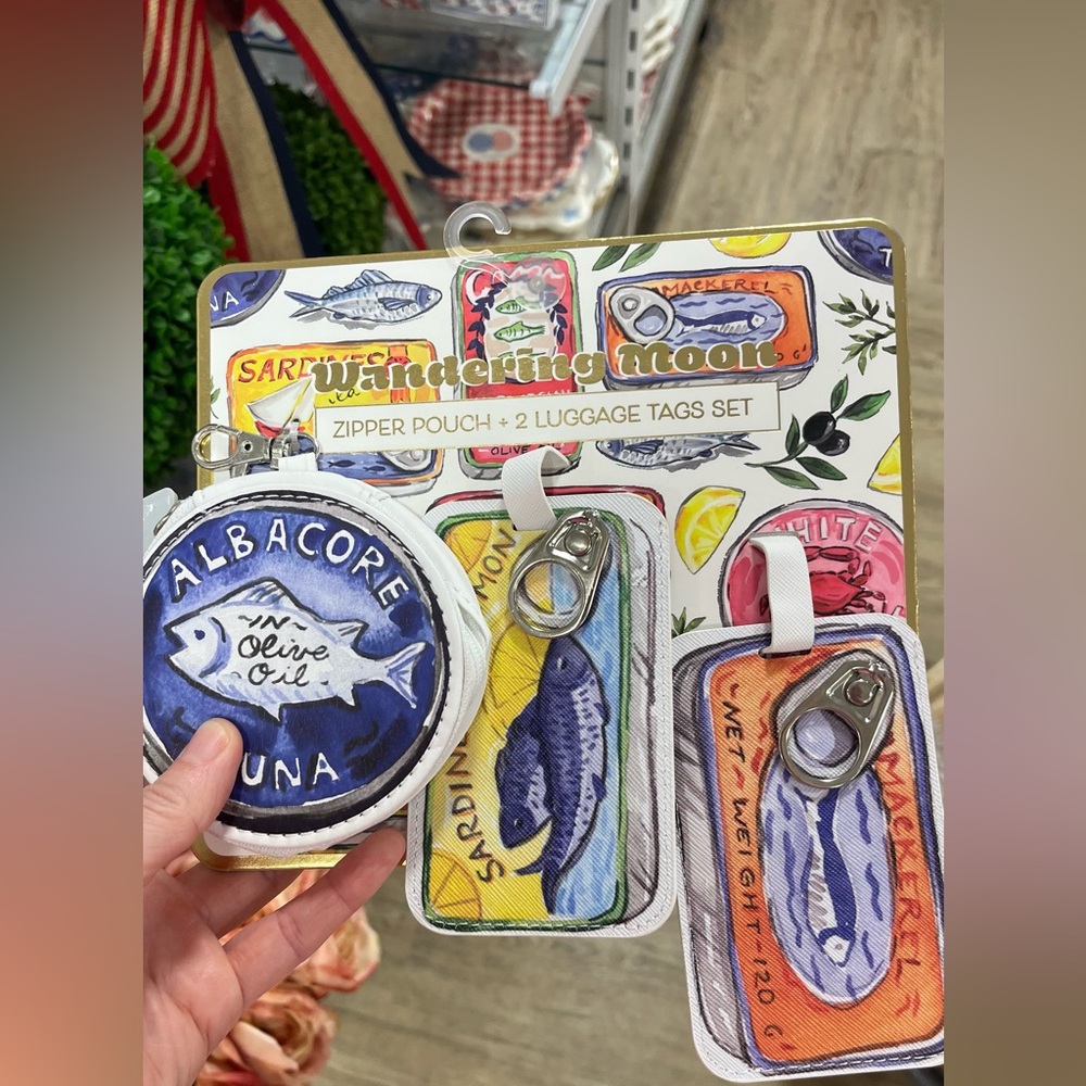 Luggage tags and zipper pouch
